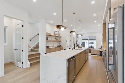 532 51 Avenue Sw, Calgary, AB 