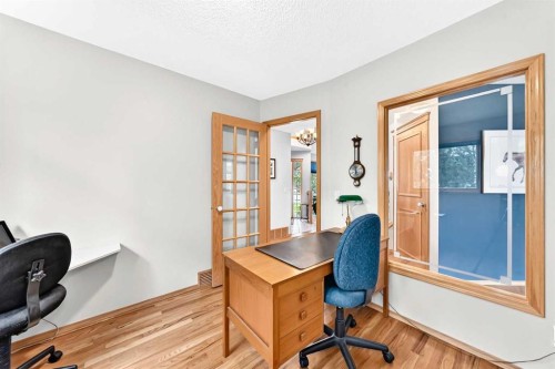 69 Douglas Woods Manor Se, Calgary, AB 