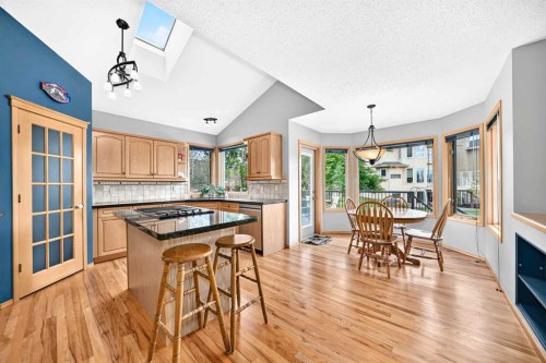 69 Douglas Woods Manor Se, Calgary, AB 