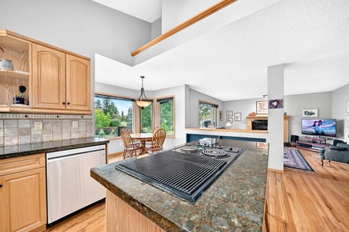 69 Douglas Woods Manor Se, Calgary, AB 