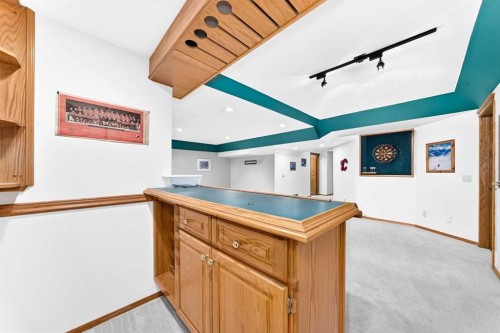 69 Douglas Woods Manor Se, Calgary, AB 
