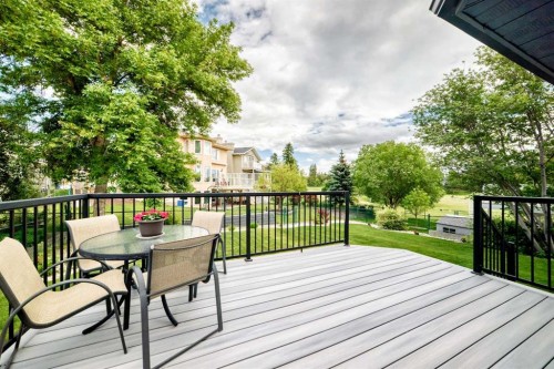 69 Douglas Woods Manor Se, Calgary, AB 