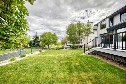 69 Douglas Woods Manor Se, Calgary, AB 