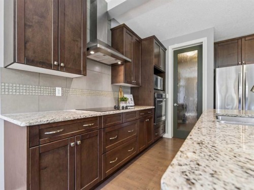 193 Kinniburgh Way, Chestermere, AB 