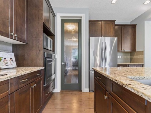 193 Kinniburgh Way, Chestermere, AB 