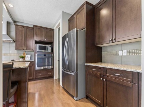 193 Kinniburgh Way, Chestermere, AB 