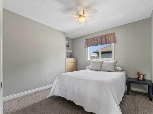 193 Kinniburgh Way, Chestermere, AB 