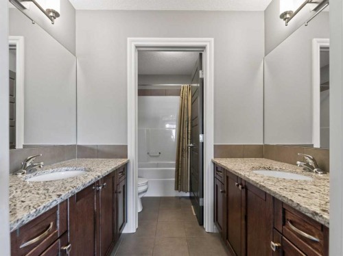 193 Kinniburgh Way, Chestermere, AB 