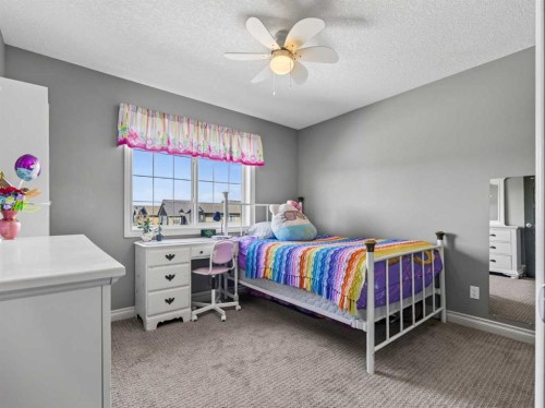 193 Kinniburgh Way, Chestermere, AB 