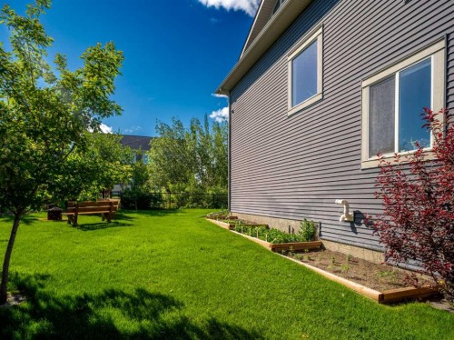 193 Kinniburgh Way, Chestermere, AB 
