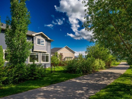 193 Kinniburgh Way, Chestermere, AB 