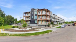 102-1605 17 Street SE Calgary, AB T2G 2L7