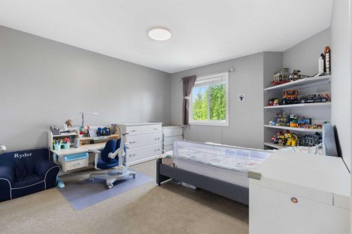 23 Strathlea Crescent Sw, Calgary, AB 