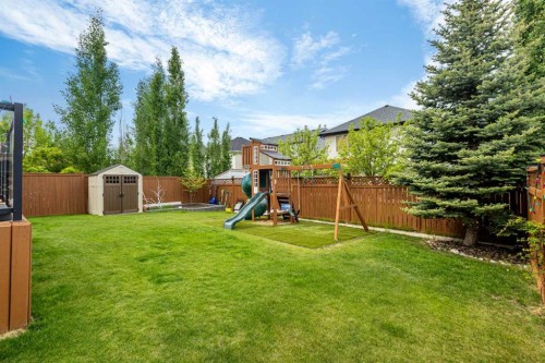 23 Strathlea Crescent Sw, Calgary, AB 