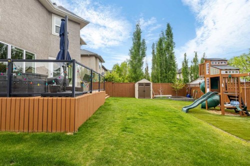 23 Strathlea Crescent Sw, Calgary, AB 