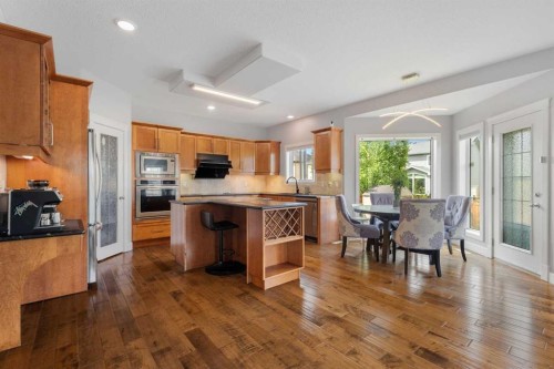 23 Strathlea Crescent Sw, Calgary, AB 