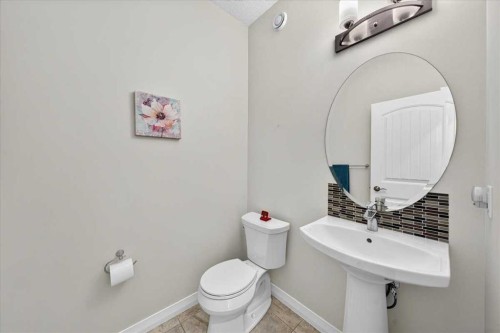 62 Evanscrest Road Nw, Calgary, AB - Indoor Photo Showing Bathroom