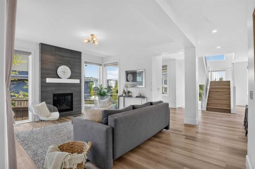 235 Treeline View Sw, Calgary, AB 