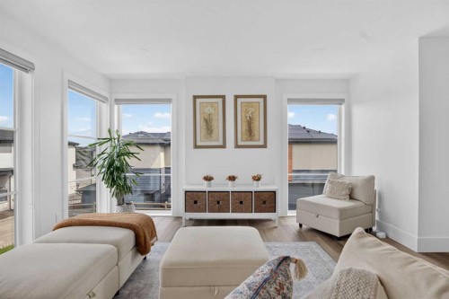 235 Treeline View Sw, Calgary, AB 