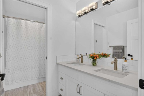 235 Treeline View Sw, Calgary, AB 