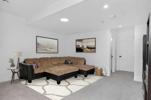 235 Treeline View Sw, Calgary, AB 