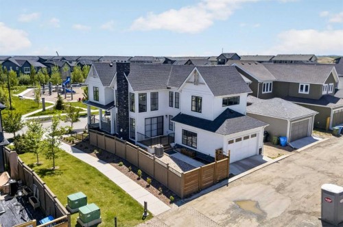 235 Treeline View Sw, Calgary, AB 