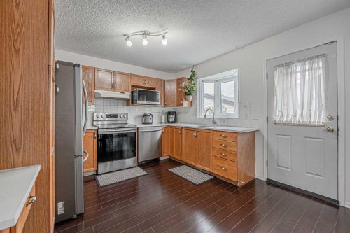 66 Martin Crossing Close Ne, Calgary, AB 