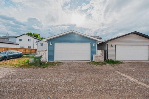 66 Martin Crossing Close Ne, Calgary, AB 