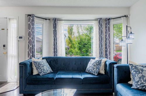 66 Martin Crossing Close Ne, Calgary, AB 