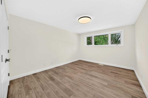 4016 37 Street Nw, Calgary, AB 