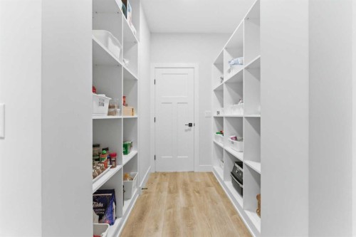 377 Magnolia Way Se, Calgary, AB 