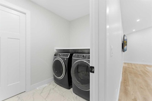 377 Magnolia Way Se, Calgary, AB 