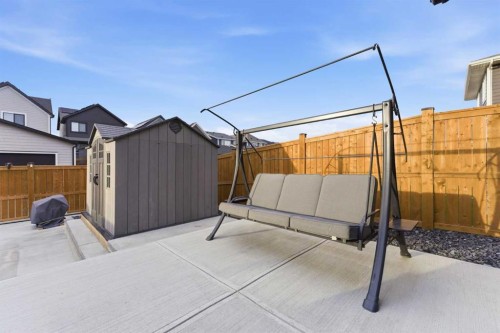 377 Magnolia Way Se, Calgary, AB 
