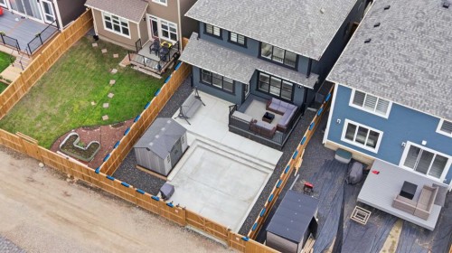 377 Magnolia Way Se, Calgary, AB 