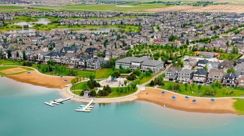 377 Magnolia Way Se, Calgary, AB 