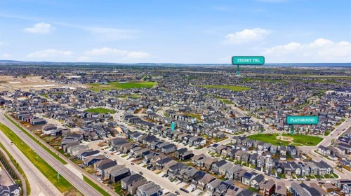 377 Magnolia Way Se, Calgary, AB 