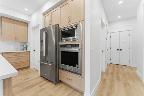 377 Magnolia Way Se, Calgary, AB 