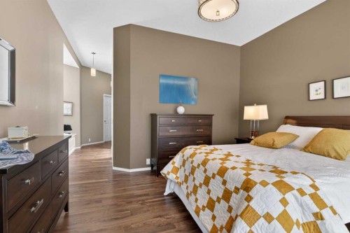 15 Hampstead Rise Nw, Calgary, AB 