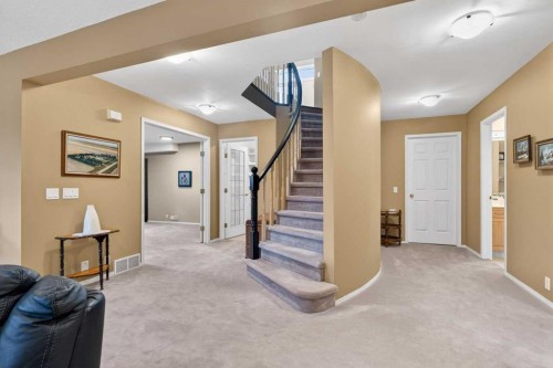15 Hampstead Rise Nw, Calgary, AB 
