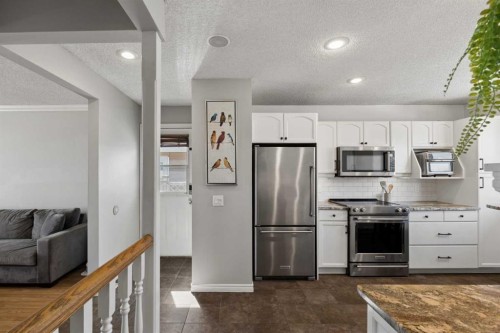 8011 Huntington Street Ne, Calgary, AB 