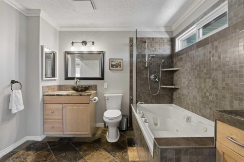 8011 Huntington Street Ne, Calgary, AB 
