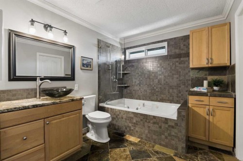 8011 Huntington Street Ne, Calgary, AB 