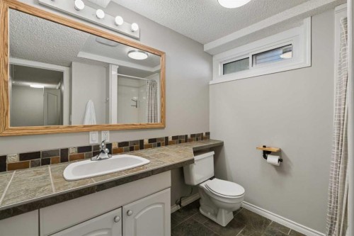 8011 Huntington Street Ne, Calgary, AB 