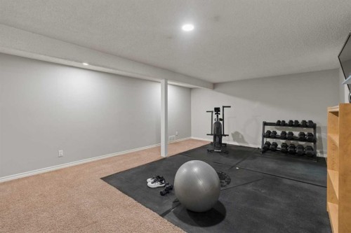 8011 Huntington Street Ne, Calgary, AB 