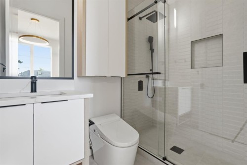 2613 6 Avenue Nw, Calgary, AB 