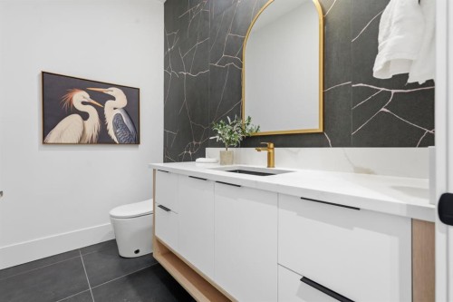 2613 6 Avenue Nw, Calgary, AB 