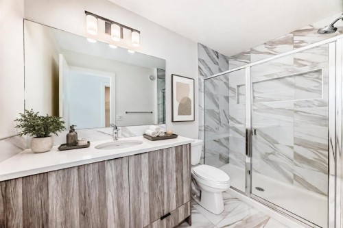 109 Heritage Park, Cochrane, AB - Indoor Photo Showing Bathroom