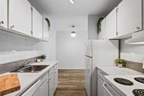 204-310 4 Avenue Ne, Calgary, AB 