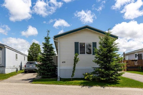 430-1101 84 Street Ne, Calgary, AB 