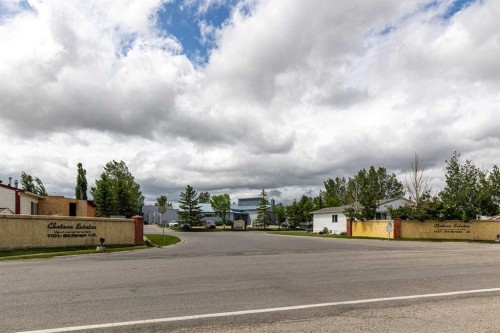430-1101 84 Street Ne, Calgary, AB 